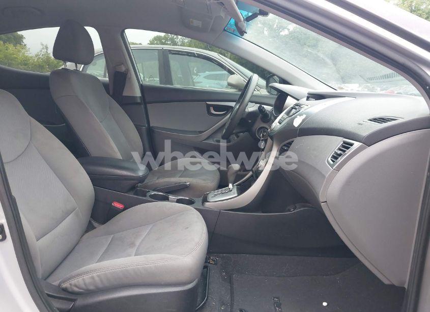 Photo 5 of 2011 Hyundai Elantra GLS (VIN 5NPDH4AE0BH036255)