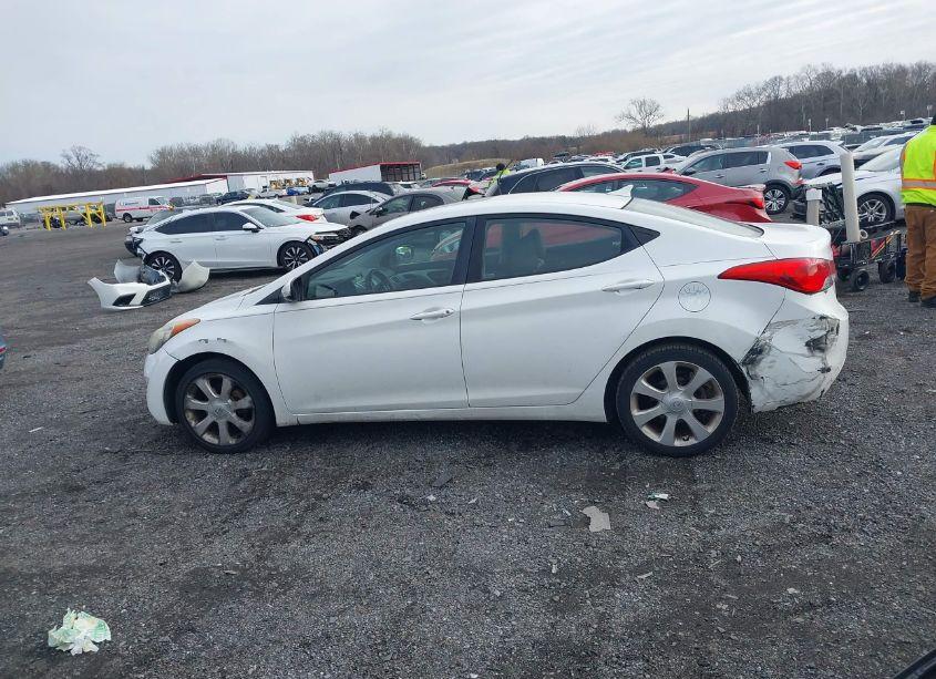 Photo 14 of 2011 Hyundai Elantra LIMITED (VIN 5NPDH4AE0BH039057)
