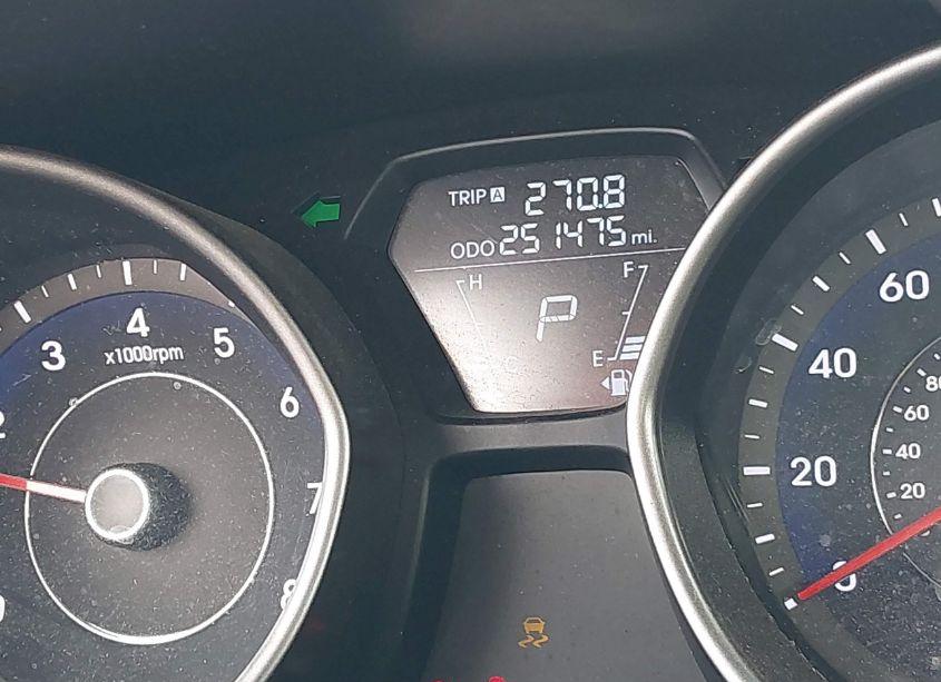 Photo 15 of 2011 Hyundai Elantra LIMITED (VIN 5NPDH4AE0BH039057)