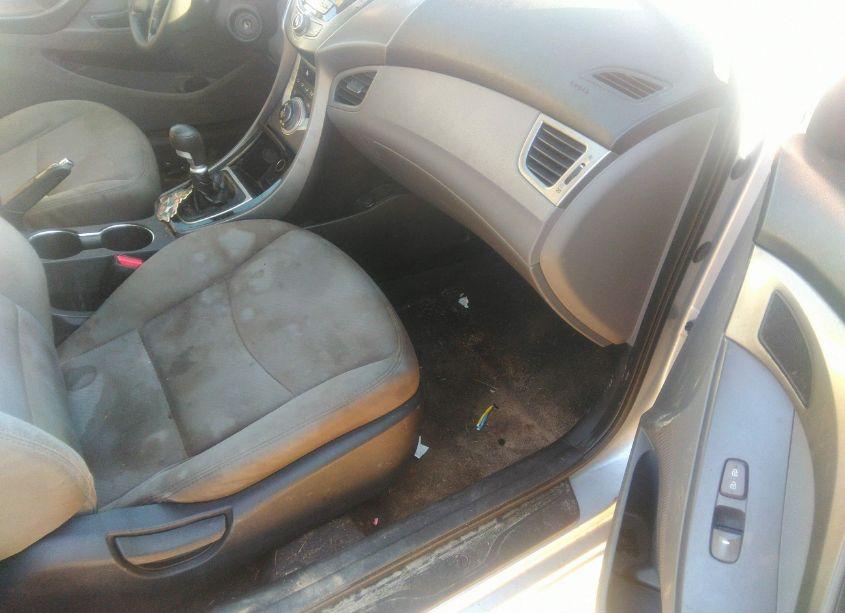 Photo 5 of 2011 Hyundai Elantra GLS (VIN 5NPDH4AE0BH047966)