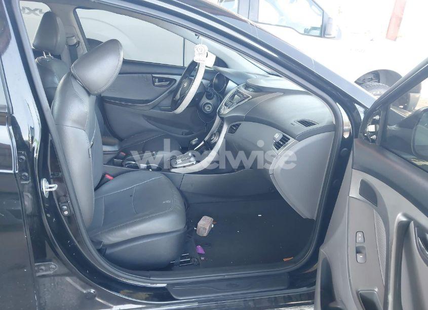 Photo 5 of 2011 Hyundai Elantra LIMITED (VIN 5NPDH4AE0BH075587)
