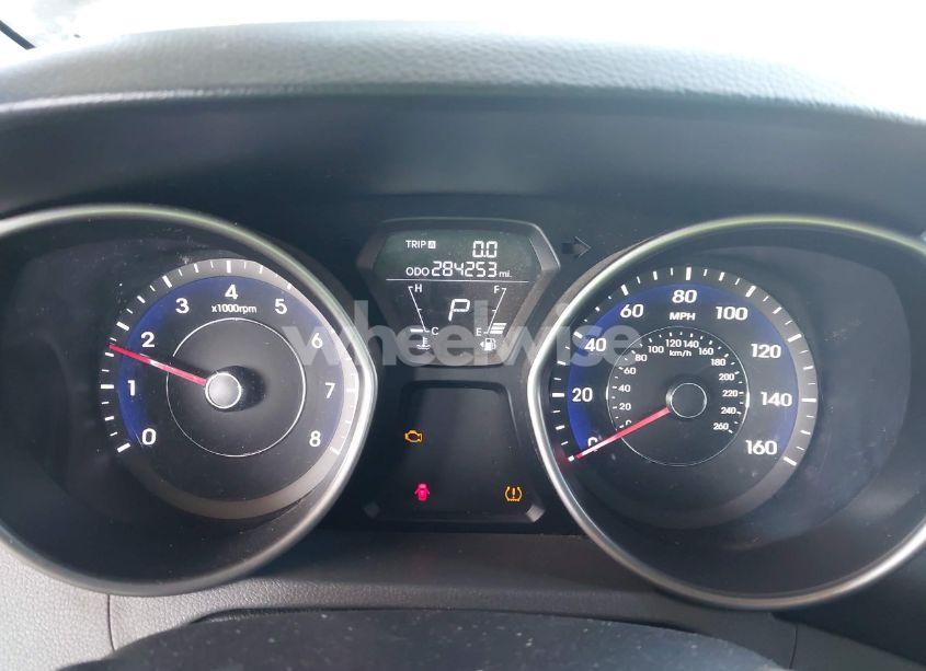 Photo 7 of 2011 Hyundai Elantra LIMITED (VIN 5NPDH4AE0BH075587)