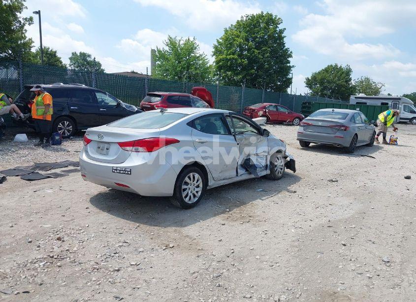 Photo 4 of 2012 Hyundai Elantra GLS (VIN 5NPDH4AE0CH150600)