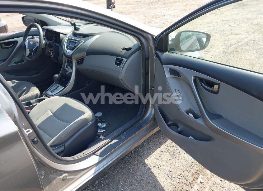 Photo 5 of 2013 Hyundai Elantra GLS (VIN 5NPDH4AE0DH157595)