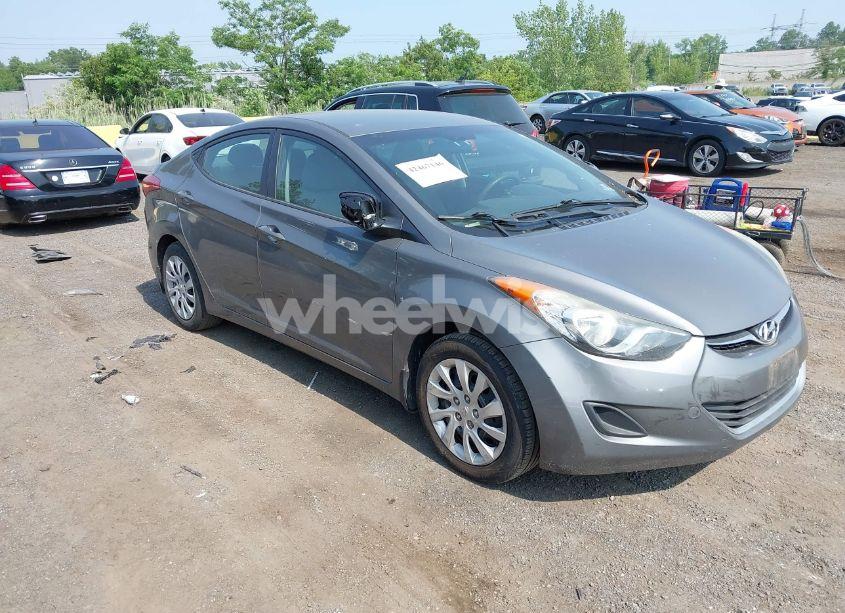 Photo 6 of 2013 Hyundai Elantra GLS (VIN 5NPDH4AE0DH157595)