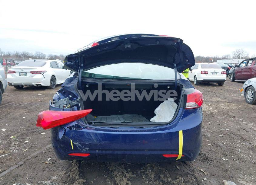 Photo 6 of 2013 Hyundai Elantra GLS (VIN 5NPDH4AE0DH159363)