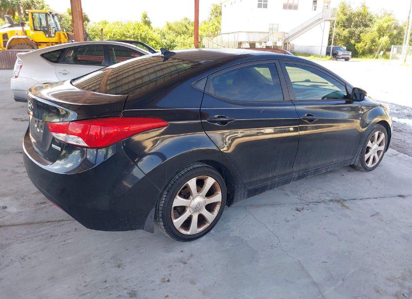 Photo 4 of 2013 Hyundai Elantra LIMITED (VIN 5NPDH4AE0DH160481)