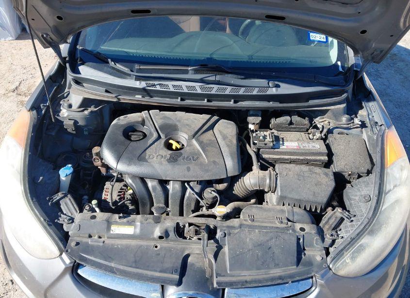 Photo 10 of 2013 Hyundai Elantra GLS (VIN 5NPDH4AE0DH180651)