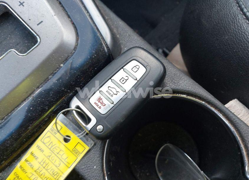 Photo 11 of 2013 Hyundai Elantra LIMITED (VIN 5NPDH4AE0DH182710)