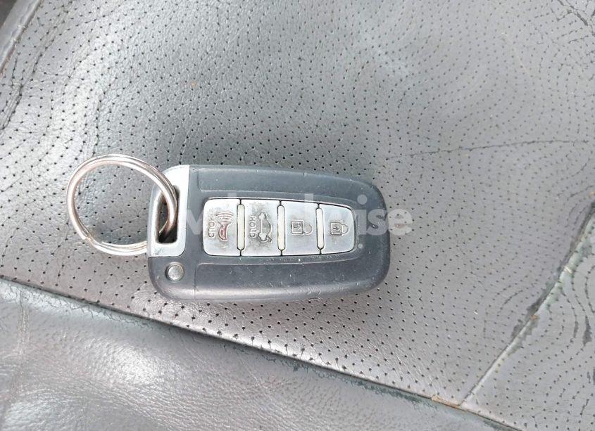 Photo 11 of 2013 Hyundai Elantra LIMITED (VIN 5NPDH4AE0DH184344)