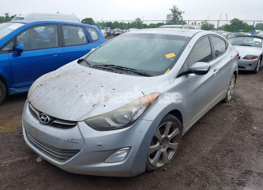 Photo 2 of 2013 Hyundai Elantra LIMITED (VIN 5NPDH4AE0DH184344)
