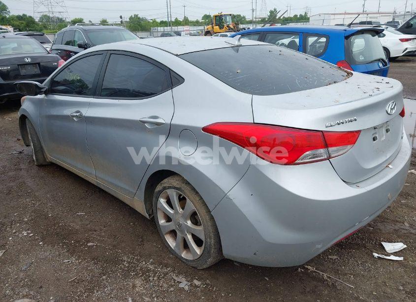 Photo 3 of 2013 Hyundai Elantra LIMITED (VIN 5NPDH4AE0DH184344)