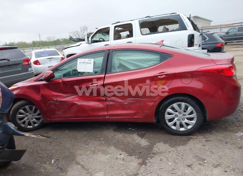 Photo 14 of 2013 Hyundai Elantra GLS (VIN 5NPDH4AE0DH228133)