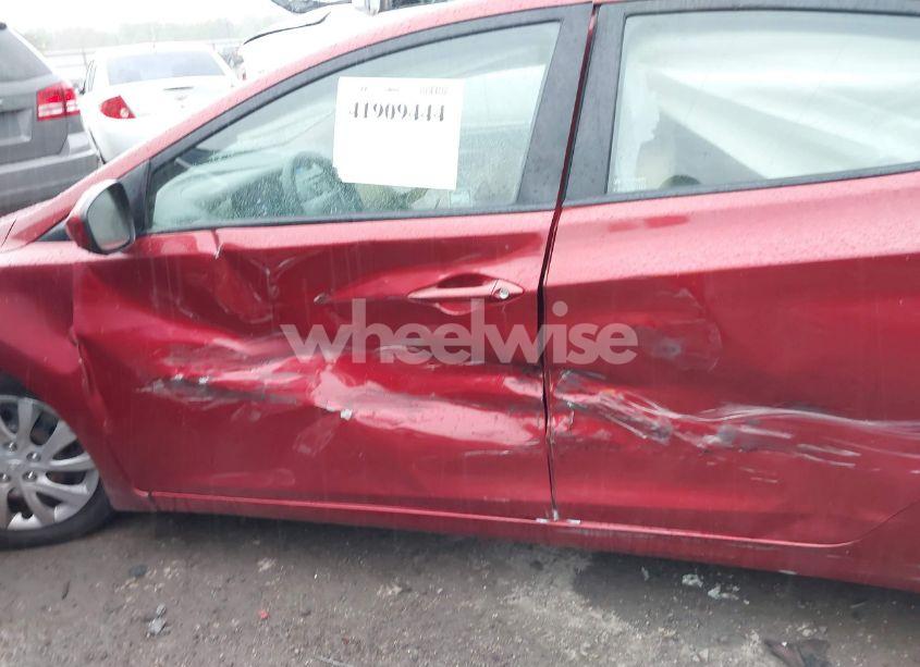 Photo 6 of 2013 Hyundai Elantra GLS (VIN 5NPDH4AE0DH228133)