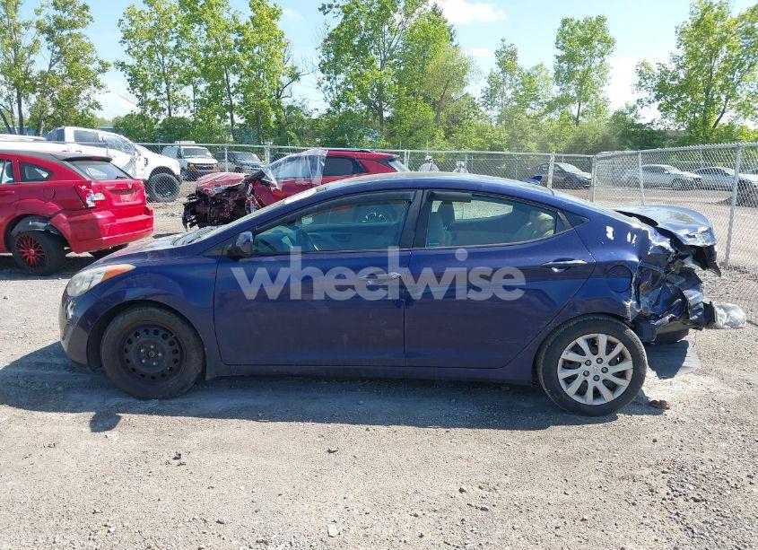 Photo 14 of 2013 Hyundai Elantra GLS (VIN 5NPDH4AE0DH229430)