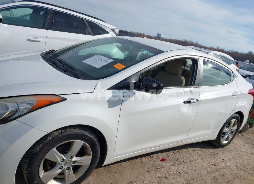 Photo 14 of 2013 Hyundai Elantra GLS (VIN 5NPDH4AE0DH237382)