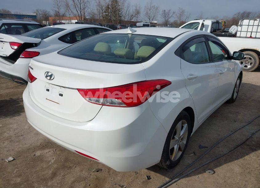 Photo 4 of 2013 Hyundai Elantra GLS (VIN 5NPDH4AE0DH237382)