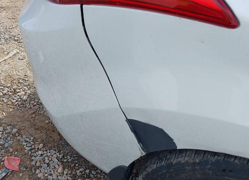 Photo 16 of 2013 Hyundai Elantra LIMITED (VIN 5NPDH4AE0DH237611)