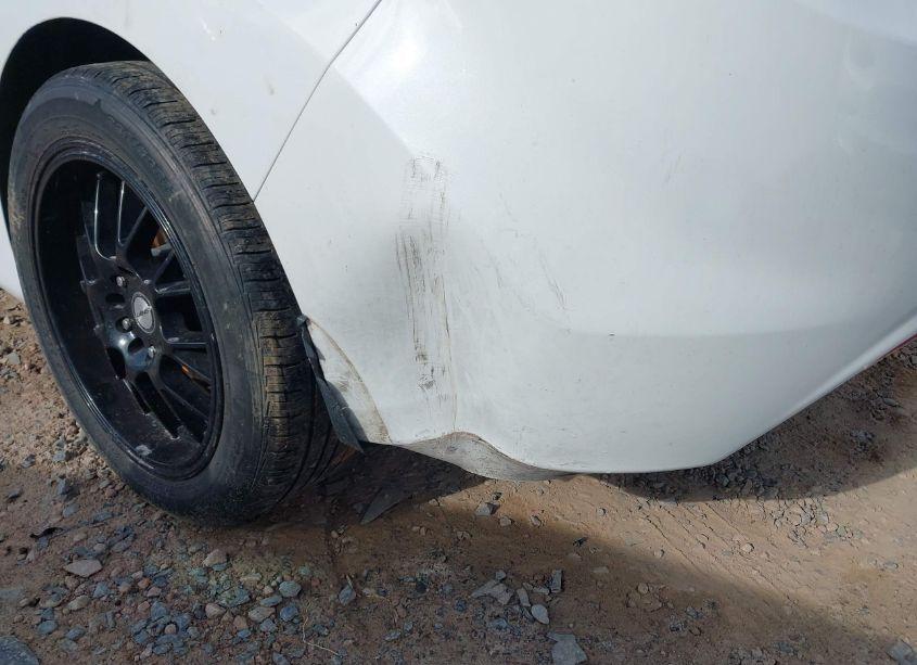 Photo 17 of 2013 Hyundai Elantra LIMITED (VIN 5NPDH4AE0DH237611)