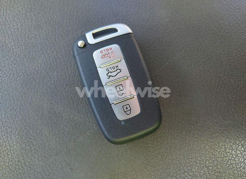 Photo 11 of 2013 Hyundai Elantra LIMITED (VIN 5NPDH4AE0DH239231)