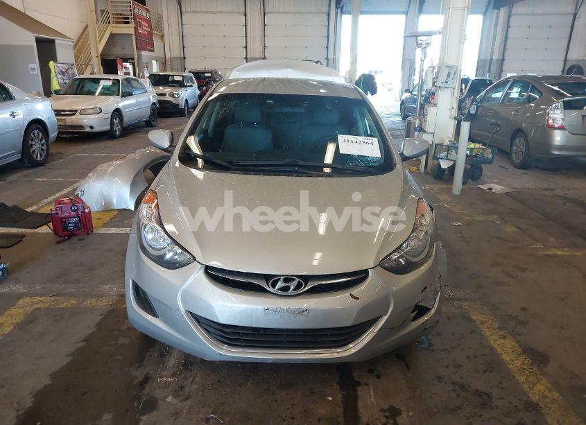Photo 13 of 2013 Hyundai Elantra GLS (VIN 5NPDH4AE0DH249435)