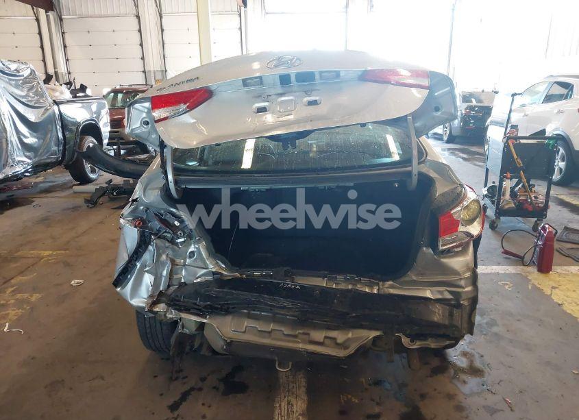 Photo 17 of 2013 Hyundai Elantra GLS (VIN 5NPDH4AE0DH249435)