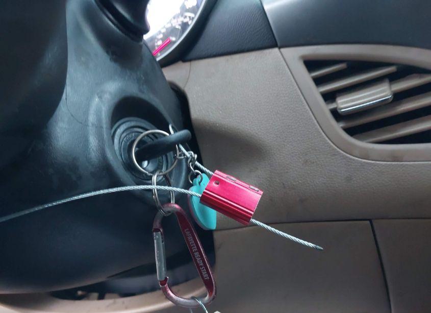 Photo 11 of 2013 Hyundai Elantra GLS (VIN 5NPDH4AE0DH263786)