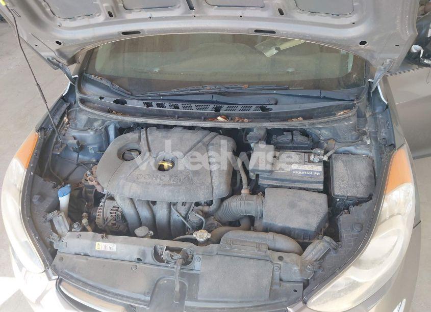 Photo 10 of 2013 Hyundai Elantra LIMITED (VIN 5NPDH4AE0DH268146)