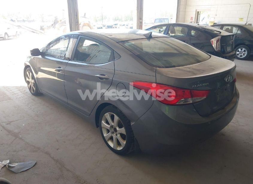 Photo 3 of 2013 Hyundai Elantra LIMITED (VIN 5NPDH4AE0DH268146)