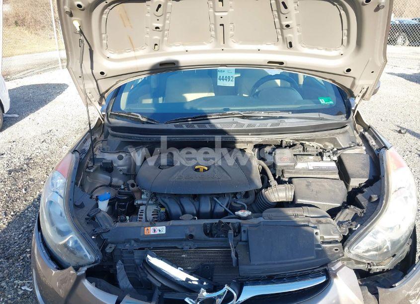 Photo 10 of 2013 Hyundai Elantra GLS (VIN 5NPDH4AE0DH268261)