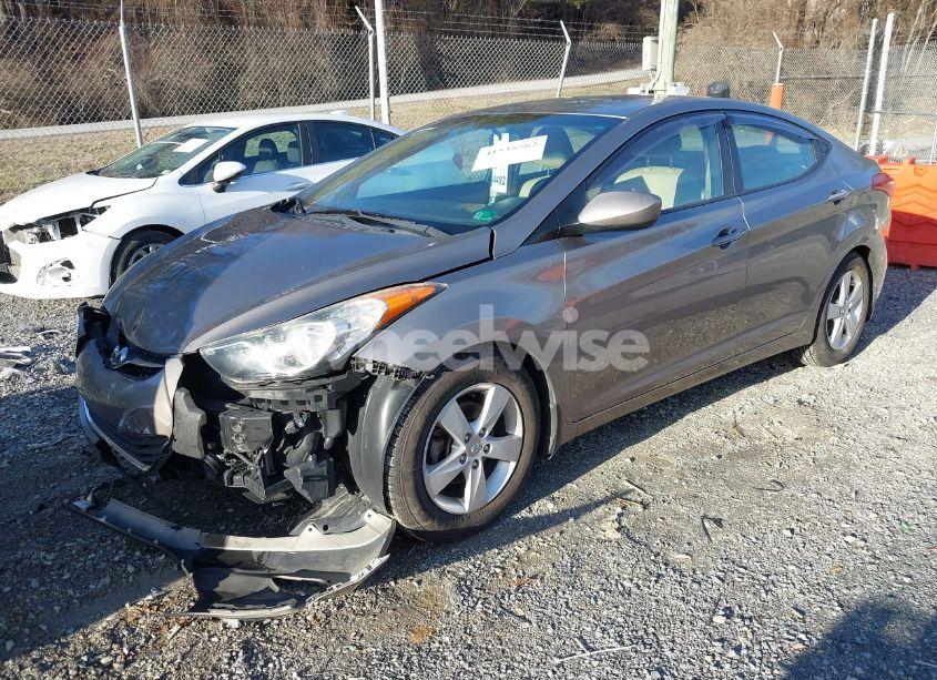 Photo 2 of 2013 Hyundai Elantra GLS (VIN 5NPDH4AE0DH268261)