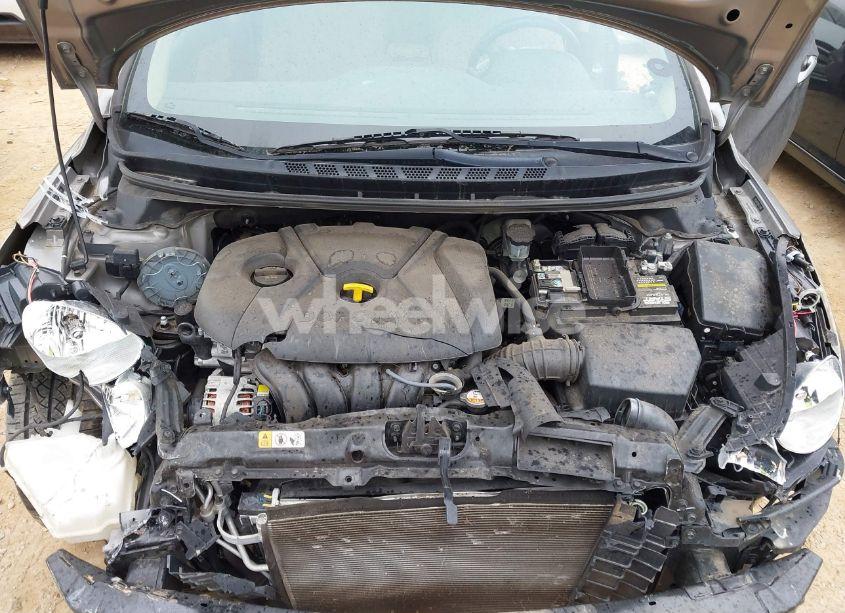 Photo 10 of 2013 Hyundai Elantra LIMITED (VIN 5NPDH4AE0DH271466)