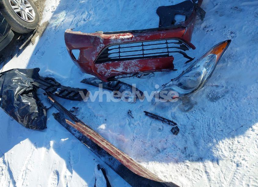 Photo 12 of 2013 Hyundai Elantra GLS (VIN 5NPDH4AE0DH277431)