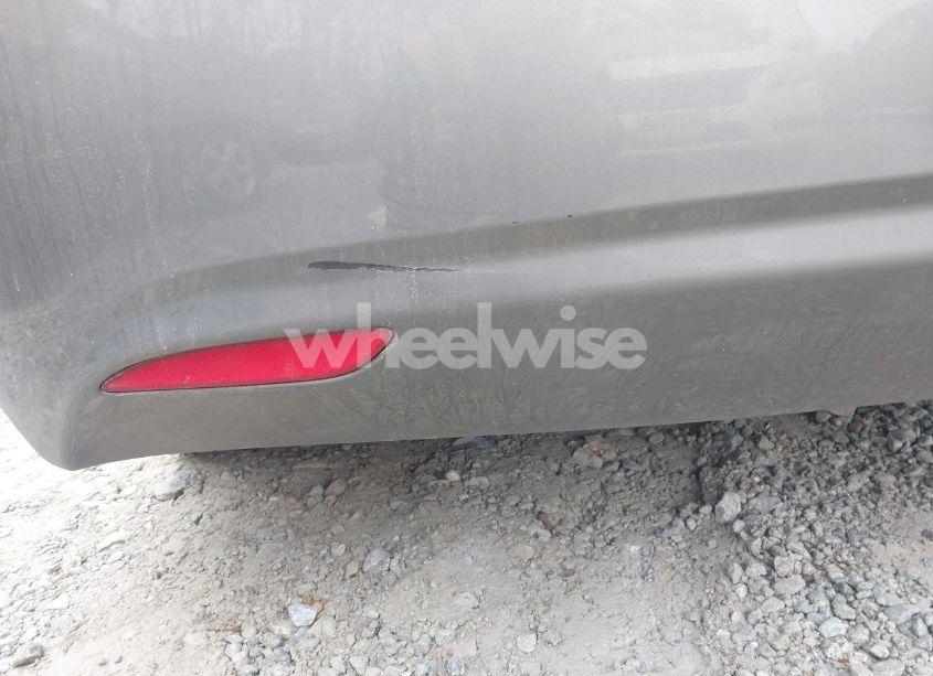 Photo 6 of 2013 Hyundai Elantra GLS (VIN 5NPDH4AE0DH280880)