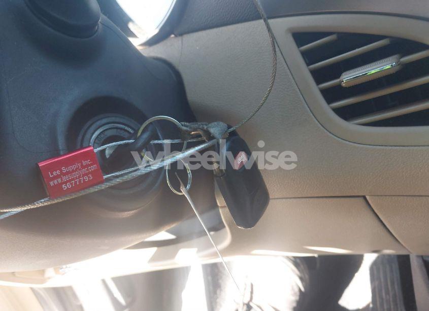 Photo 11 of 2013 Hyundai Elantra GLS (VIN 5NPDH4AE0DH288462)