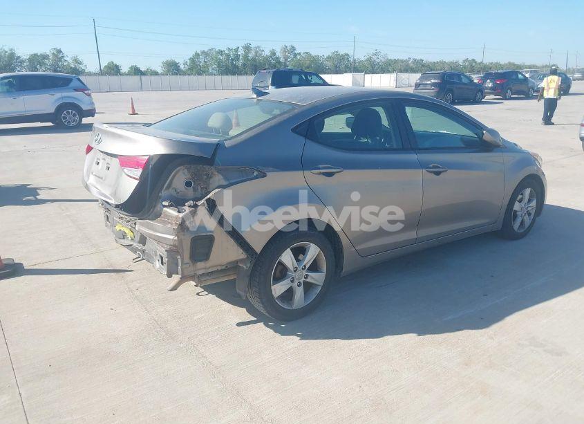 Photo 4 of 2013 Hyundai Elantra GLS (VIN 5NPDH4AE0DH288462)