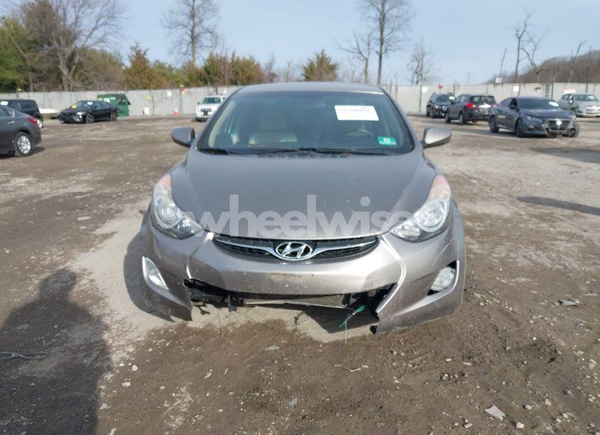 Photo 12 of 2013 Hyundai Elantra GLS (VIN 5NPDH4AE0DH289983)