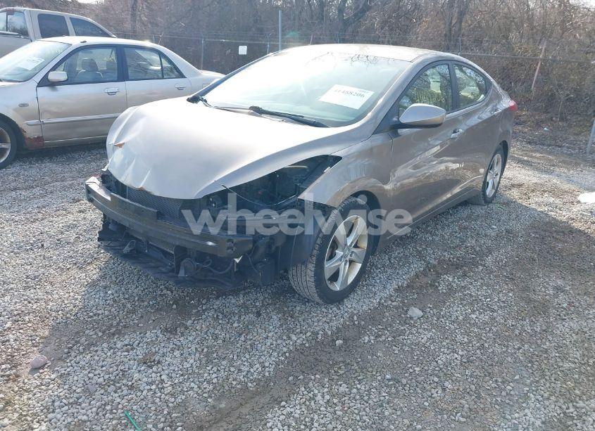 Photo 2 of 2013 Hyundai Elantra GLS (VIN 5NPDH4AE0DH302165)