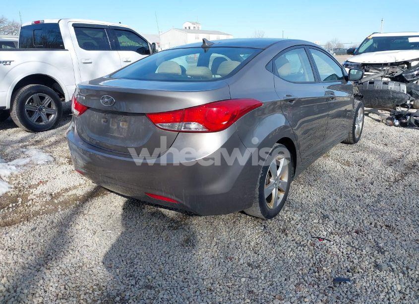 Photo 4 of 2013 Hyundai Elantra GLS (VIN 5NPDH4AE0DH302165)
