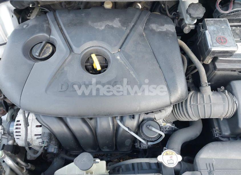 Photo 10 of 2013 Hyundai Elantra GLS/LIMITED (VIN 5NPDH4AE0DH309021)