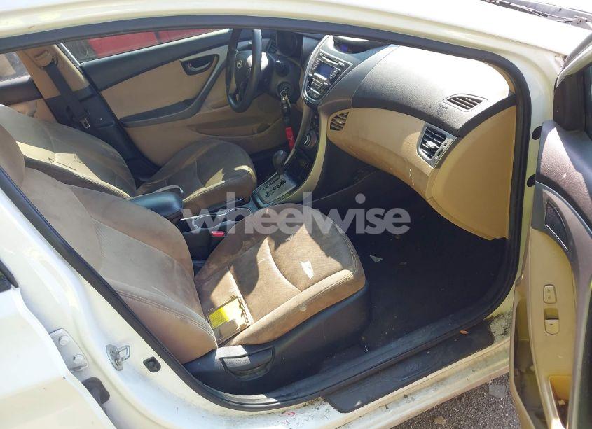 Photo 5 of 2013 Hyundai Elantra GLS (VIN 5NPDH4AE0DH331939)