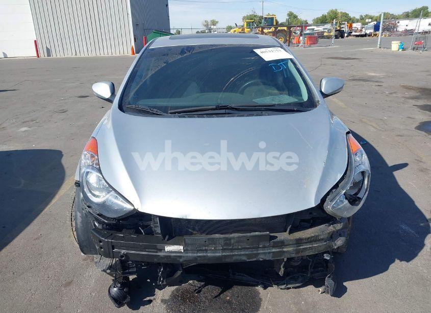 Photo 12 of 2013 Hyundai Elantra LIMITED (VIN 5NPDH4AE0DH333786)