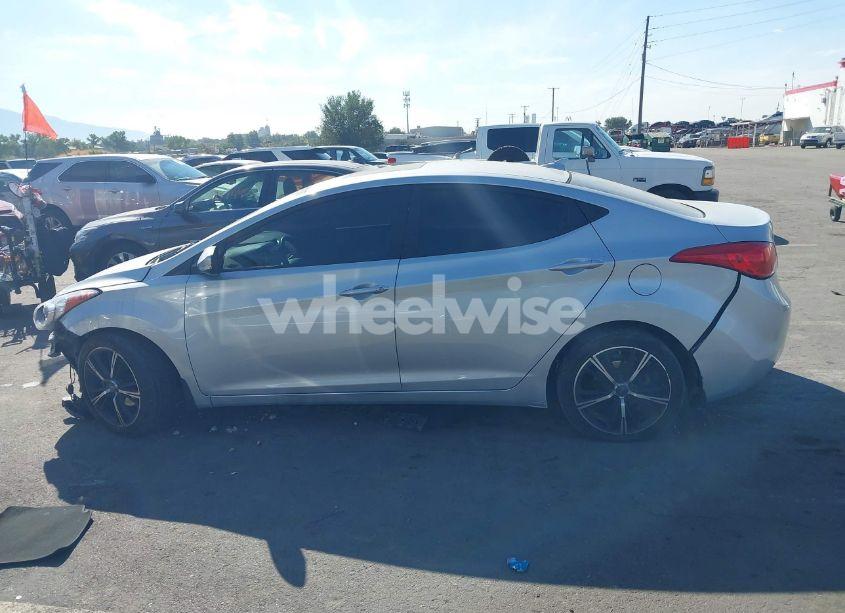Photo 14 of 2013 Hyundai Elantra LIMITED (VIN 5NPDH4AE0DH333786)