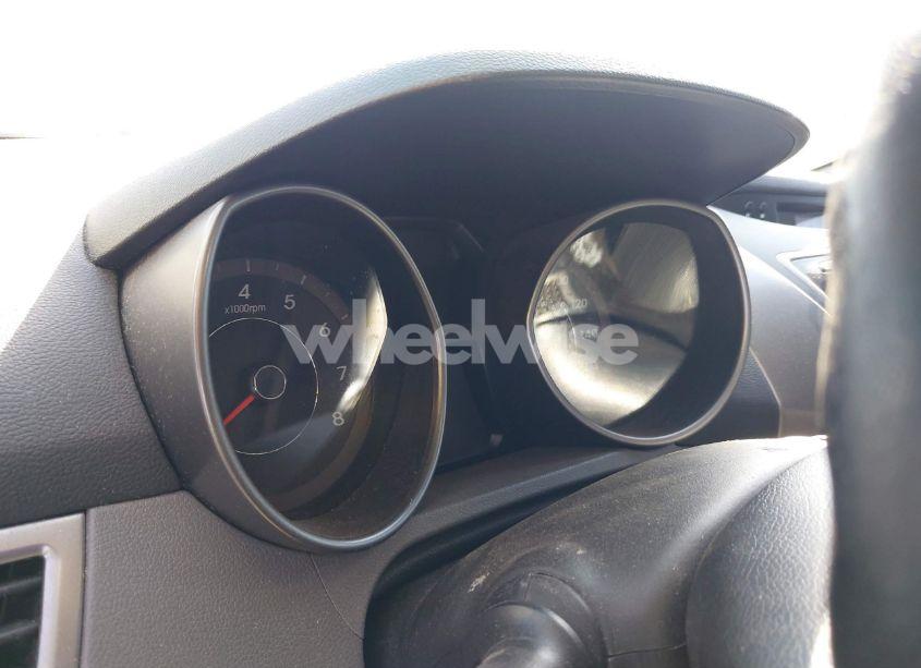 Photo 15 of 2013 Hyundai Elantra LIMITED (VIN 5NPDH4AE0DH333786)