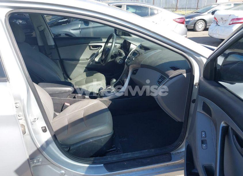 Photo 5 of 2013 Hyundai Elantra LIMITED (VIN 5NPDH4AE0DH333786)