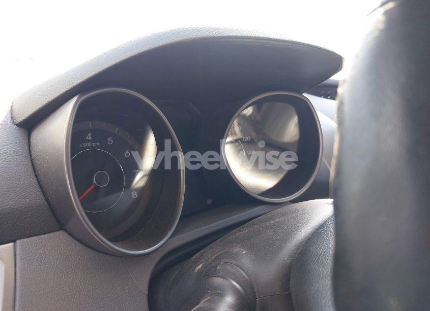 Photo 7 of 2013 Hyundai Elantra LIMITED (VIN 5NPDH4AE0DH333786)