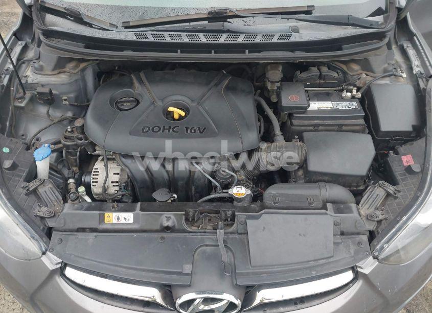 Photo 10 of 2013 Hyundai Elantra LIMITED (VIN 5NPDH4AE0DH360423)