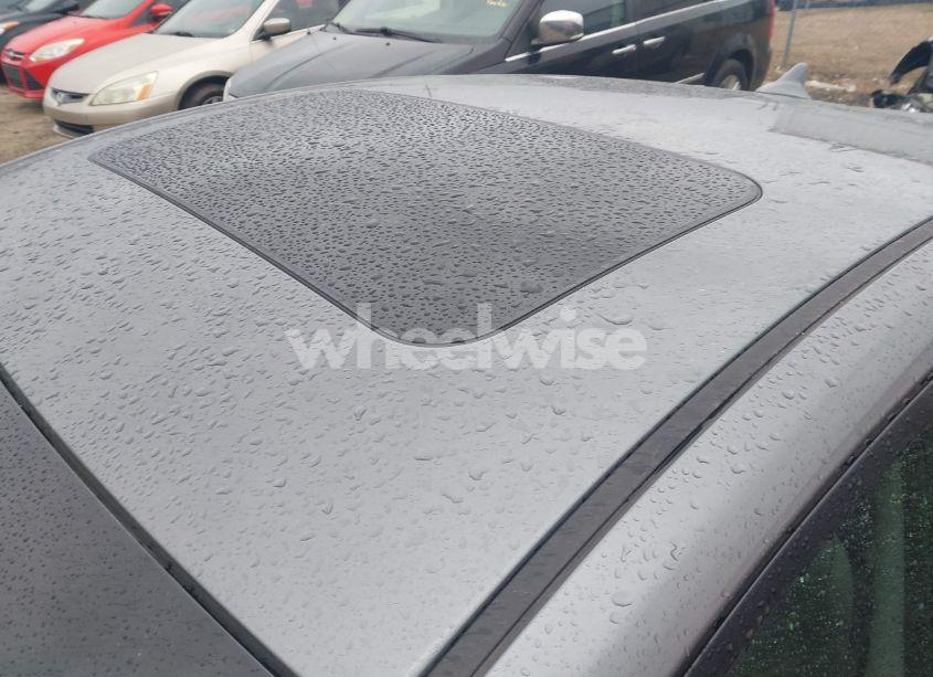 Photo 12 of 2013 Hyundai Elantra LIMITED (VIN 5NPDH4AE0DH360423)