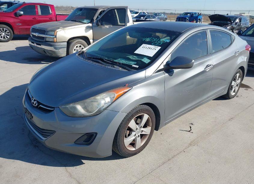 Photo 2 of 2013 Hyundai Elantra GLS (VIN 5NPDH4AE0DH360745)