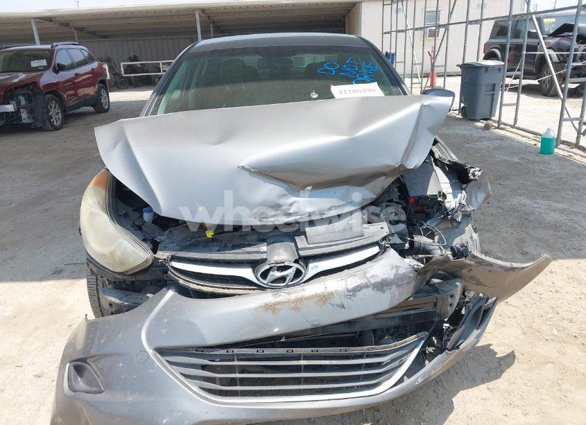 Photo 13 of 2013 Hyundai Elantra GLS (VIN 5NPDH4AE0DH373706)